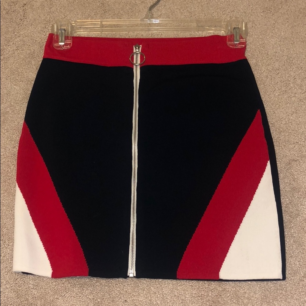 Color block mini skirt